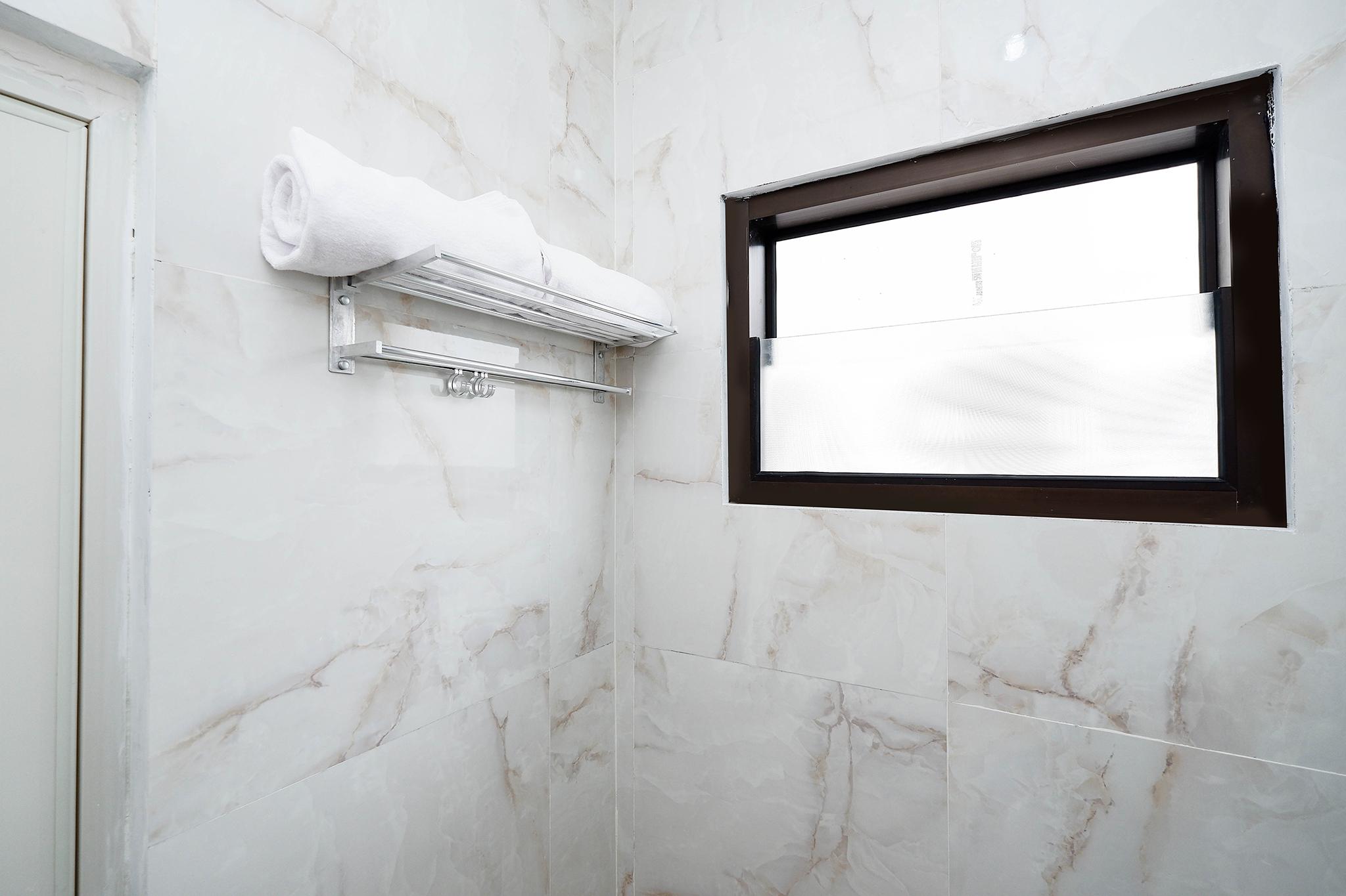 Oyo 1611 Four D'Home Solo Exterior foto