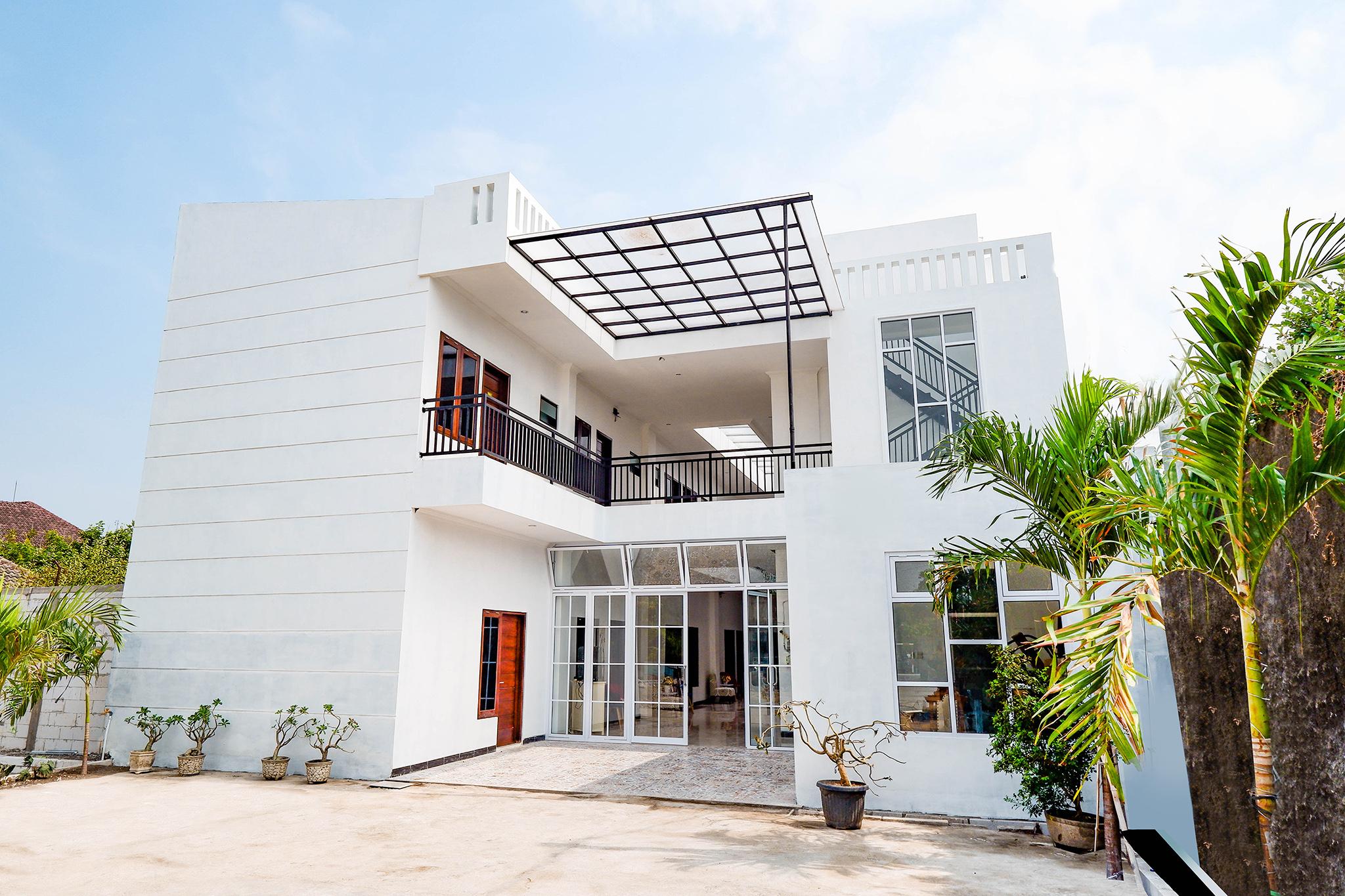 Oyo 1611 Four D'Home Solo Exterior foto
